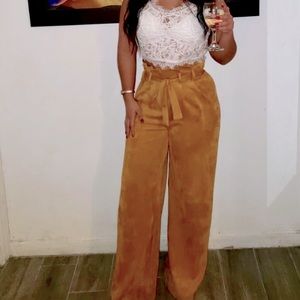 High waisted suede mustard pants!